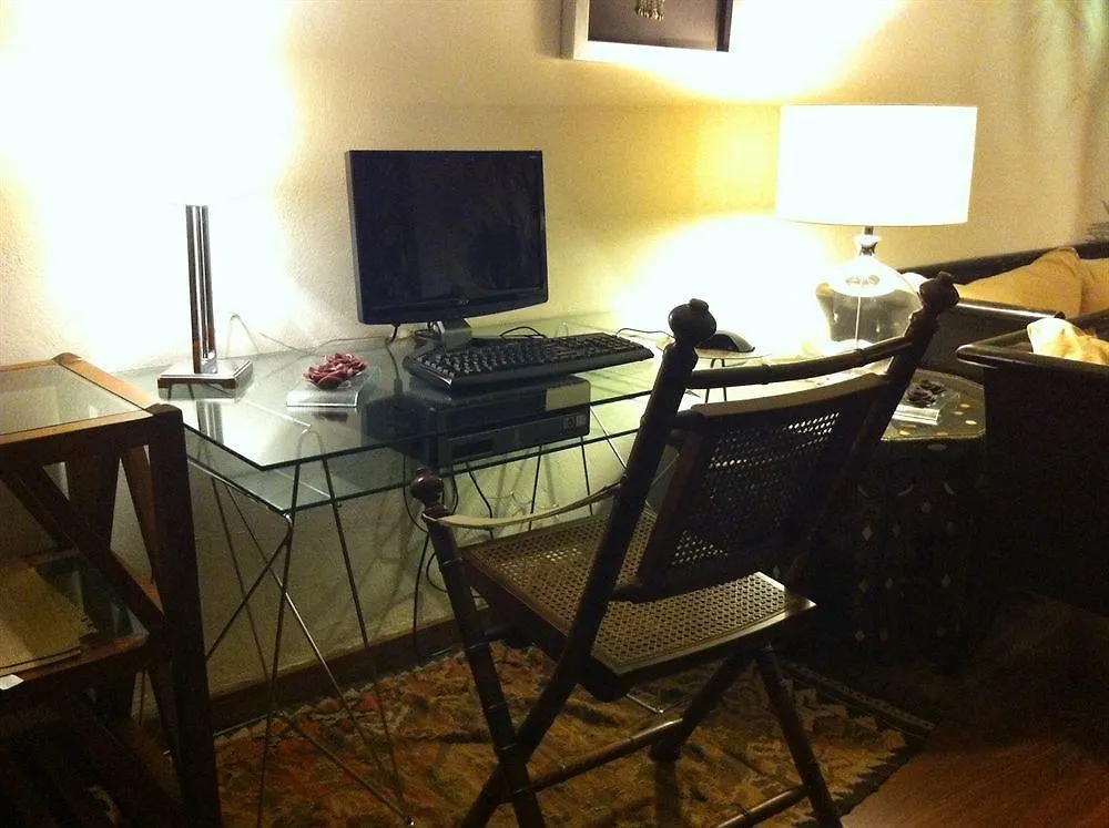 Hotel Boutique Reina Mora Granada 2*,