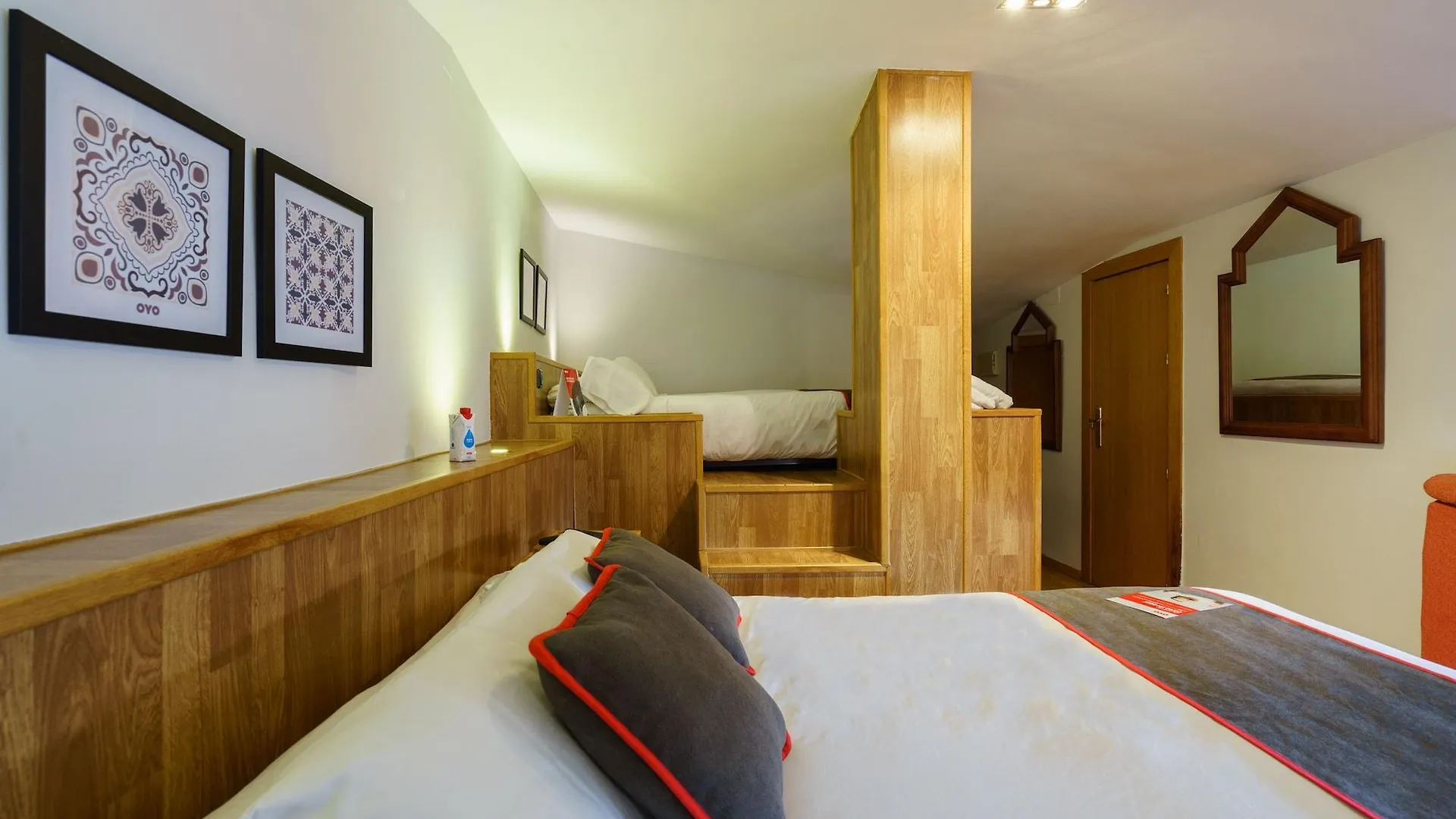 Hotel Boutique Reina Mora Granada 2*,  Spain