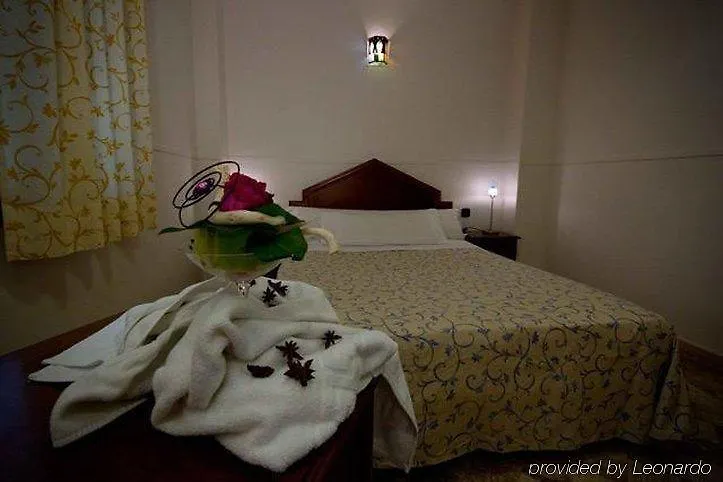 Hotel Boutique Reina Mora Granada 2*,  Spain