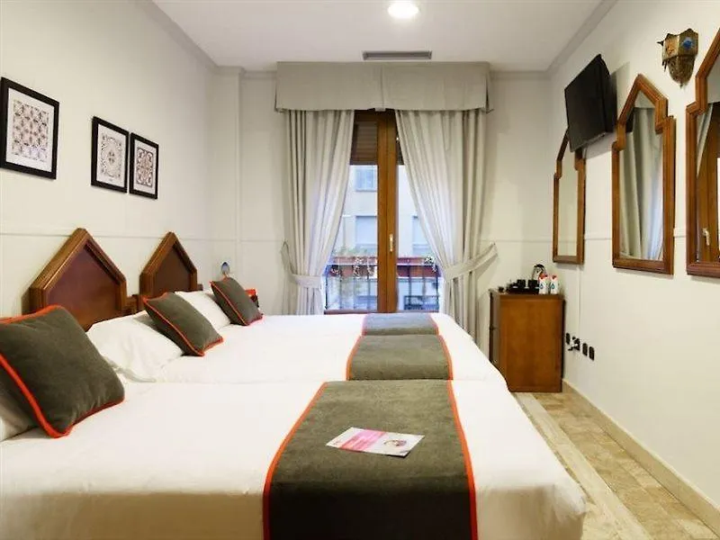 Hotel Boutique Reina Mora Granada 2*,  Spanje