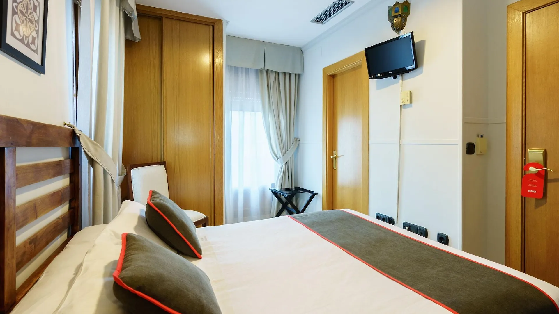 Hotel Boutique Reina Mora Granada 2*,  Spanje
