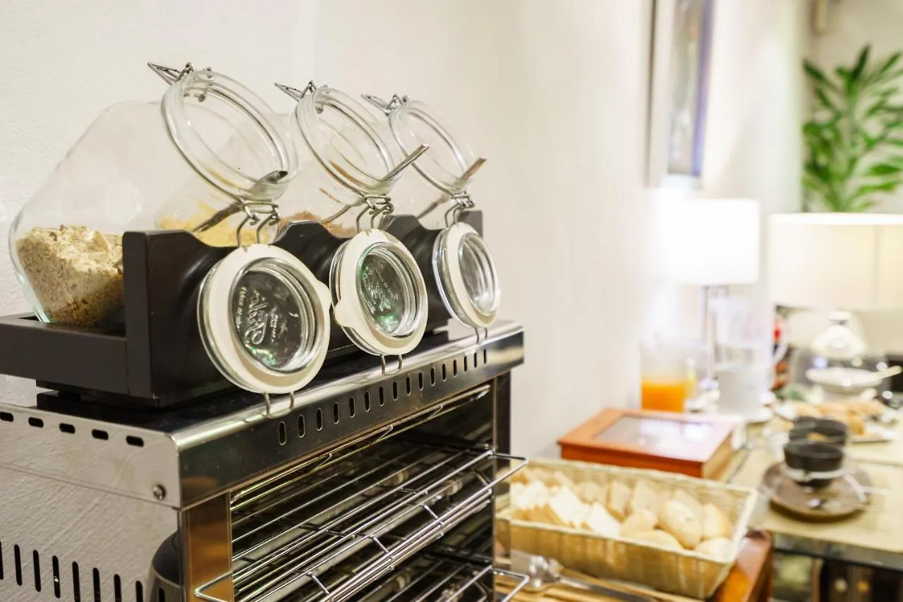 Hotel Boutique Reina Mora غرناطة